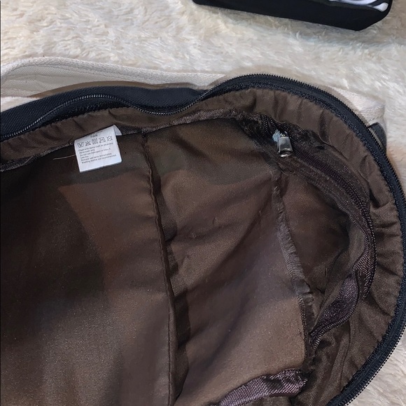 Backpack - Picture 3 of 4